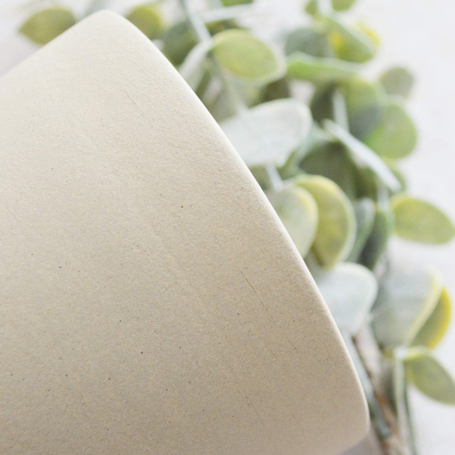 Seconds* Beige Collard Neck Ceramic Vase With A Gold Embossed Heart | Stoneware Vase | Flower Vase (A58)