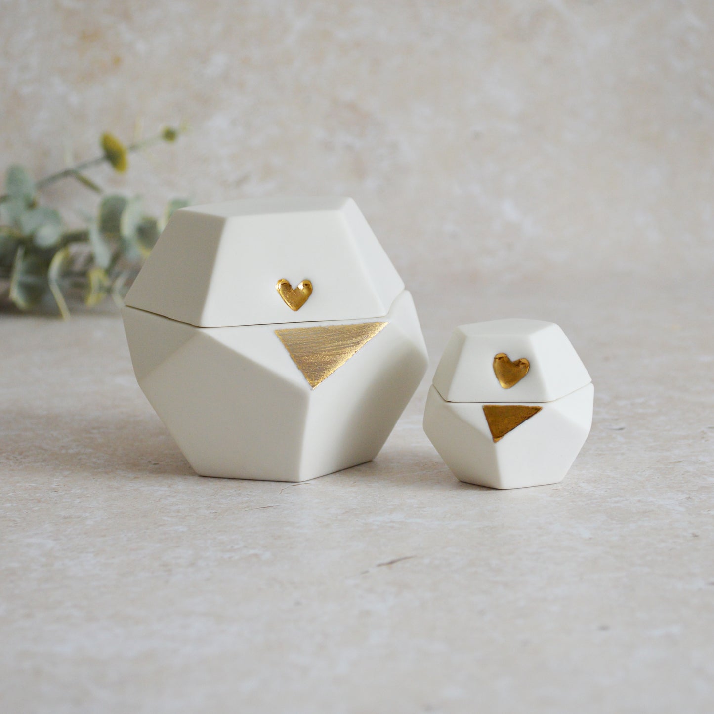 Sample* Seconds* Porcelain Dodecahedron Pot with a Gold Lustre Heart (A99 & A102)