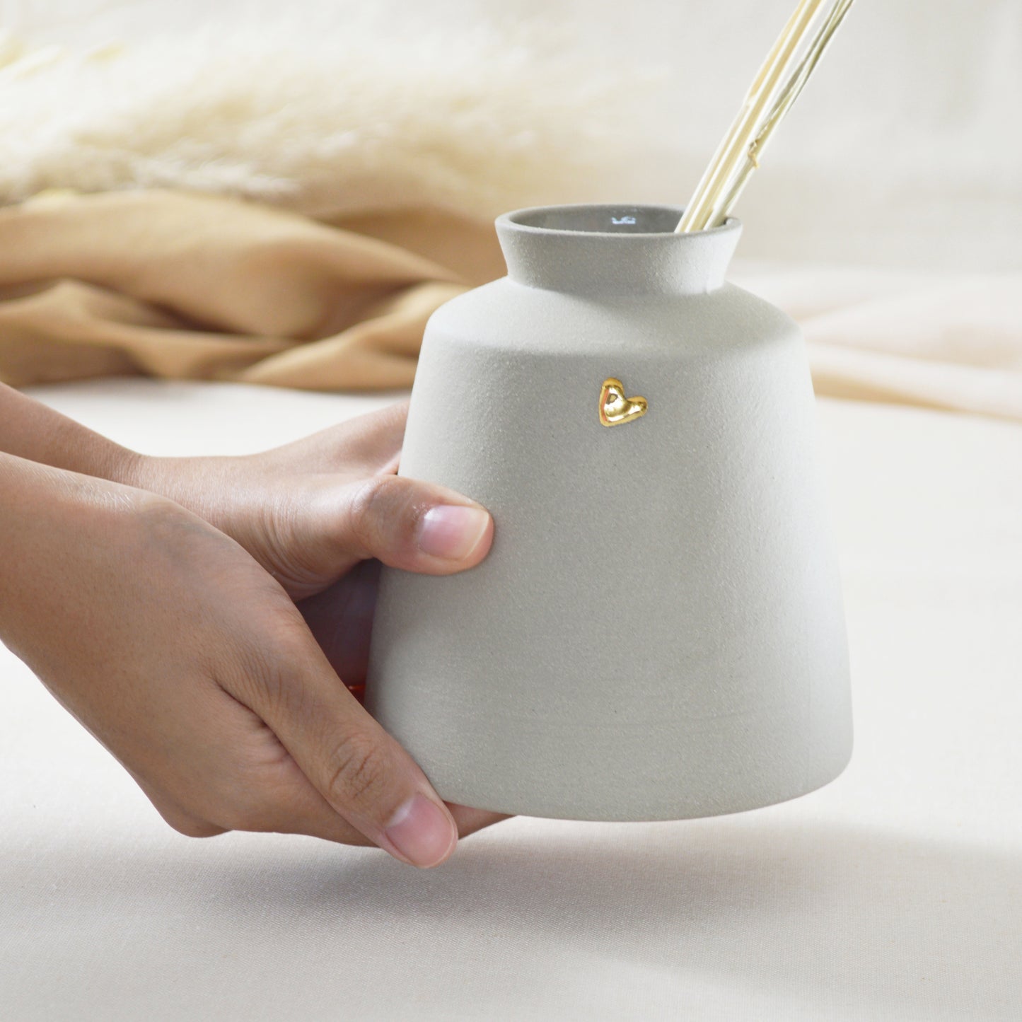 Pastel Grey Collard Neck Ceramic Vase With An Embossed Gold Heart | Stoneware Vase | Flower Vase