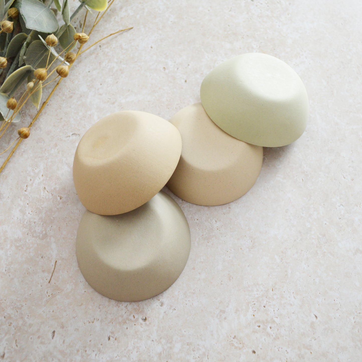 Sample* Seconds* Pastel Stoneware Trinket/Ring Dish With A Gold Embossed Heart | Ring Dish | Jewellery | Stoneware (A107)