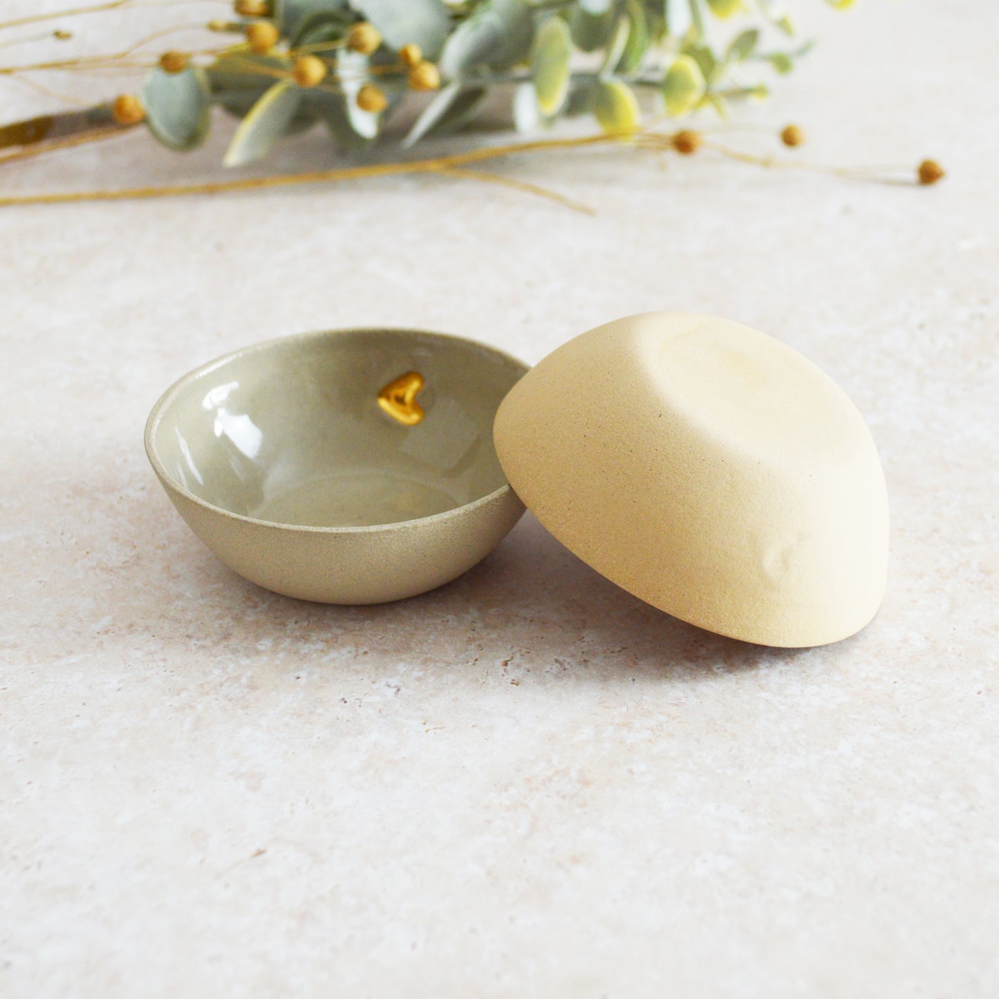 Sample* Seconds* Pastel Stoneware Trinket/Ring Dish With A Gold Embossed Heart | Ring Dish | Jewellery | Stoneware (A107)