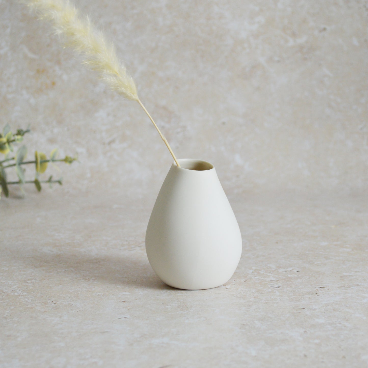 Seconds* Small White Bud Vase with an Embossed Gold Heart | Porcelain | Flower Vase | Mother's Day Vase (A19)