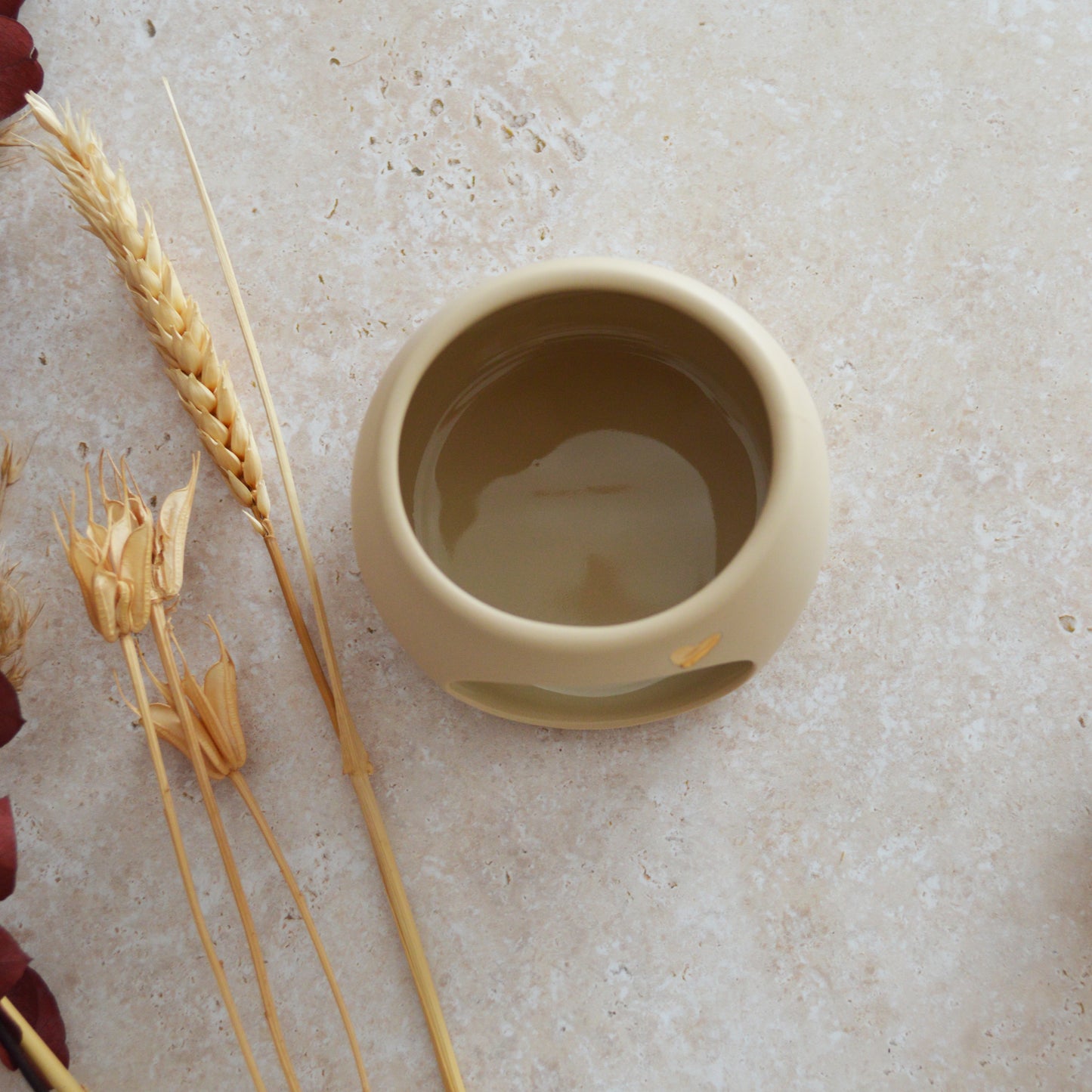 Seconds* Pastel BEIGE Wax And Oil Burner With A Gold Embossed Heart And Detachable Lid | Wax Burner | Porcelain (A3)