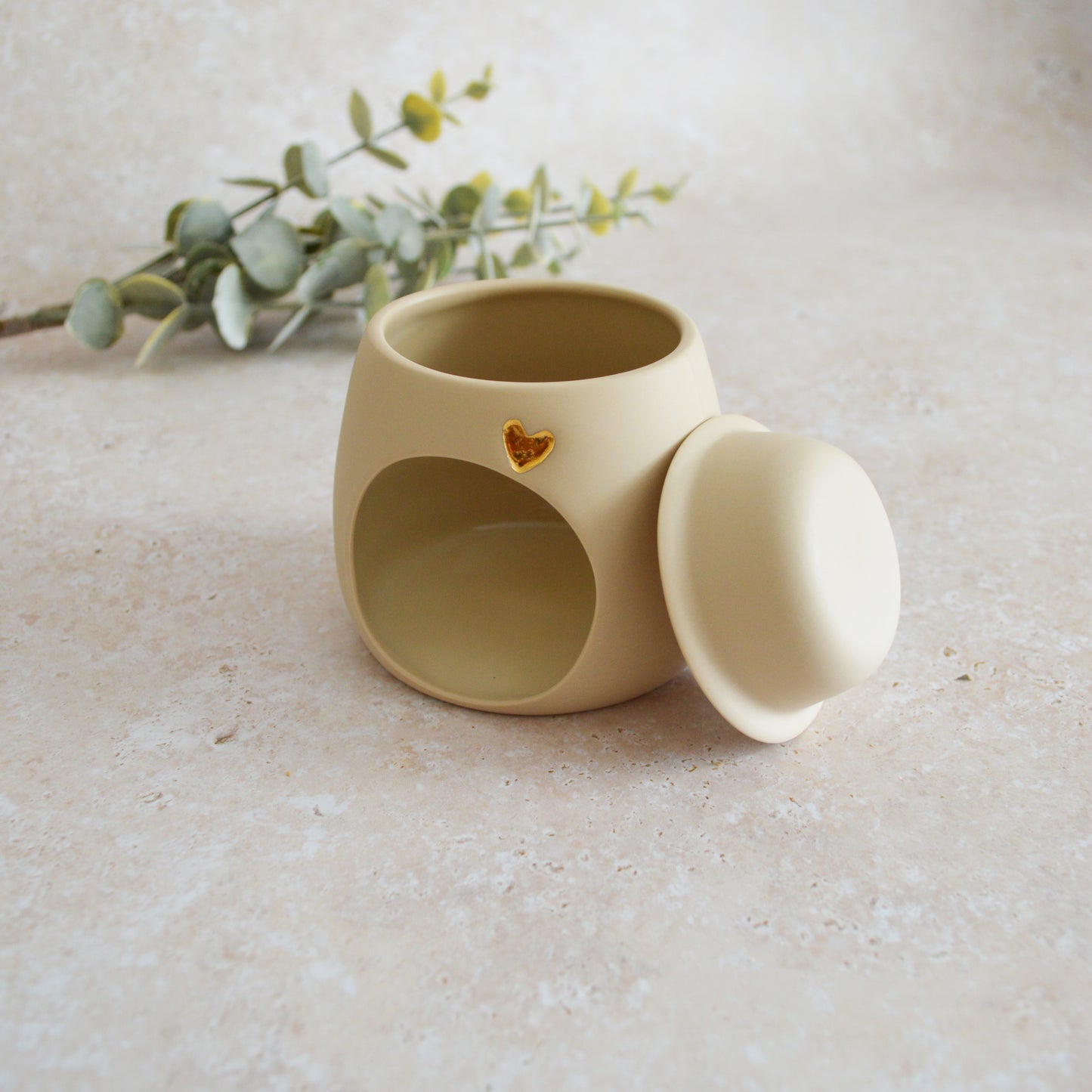 Seconds* Pastel BEIGE Wax And Oil Burner With A Gold Embossed Heart And Detachable Lid | Wax Burner | Porcelain (A49)