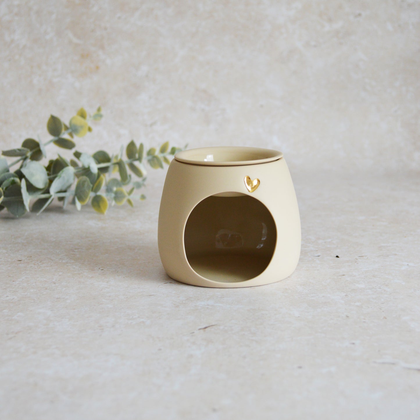 Seconds* Pastel BEIGE Wax And Oil Burner With A Gold Embossed Heart And Detachable Lid | Wax Burner | Porcelain (A49)