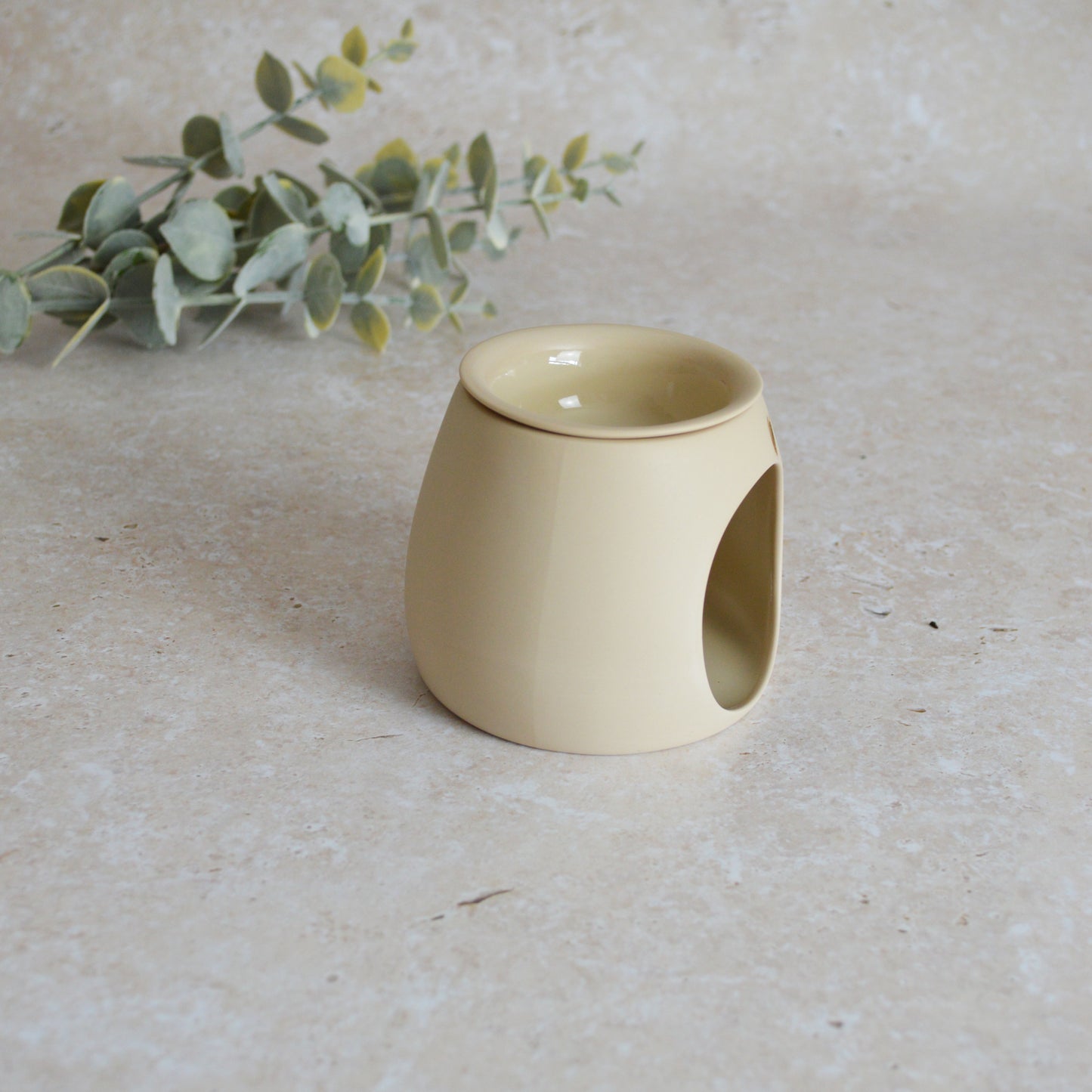 Seconds* Pastel BEIGE Wax And Oil Burner With A Gold Embossed Heart And Detachable Lid | Wax Burner | Porcelain (A49)