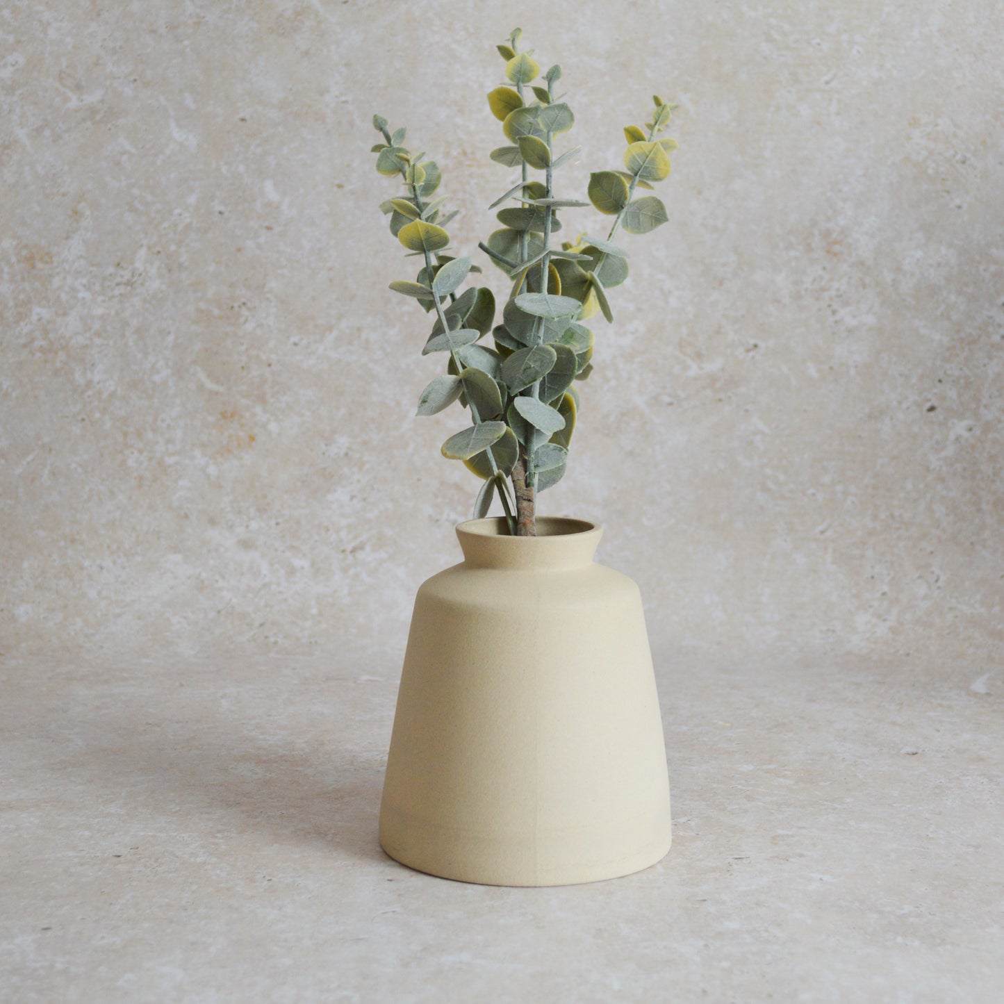 Seconds* Beige Collard Neck Ceramic Vase With A Gold Embossed Heart | Stoneware Vase | Flower Vase (A52)