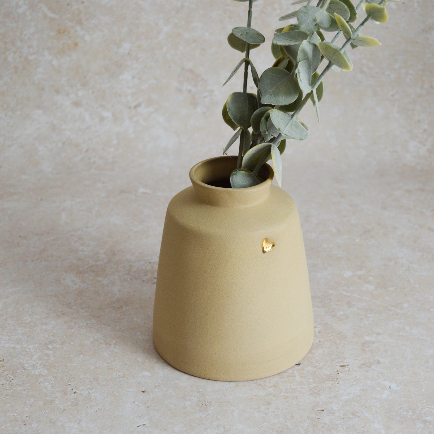 Seconds* Pastel Brown Collard Neck Ceramic Vase With A Gold Embossed Heart | Stoneware Vase | Flower Vase (A54)