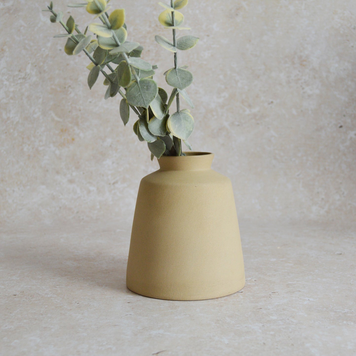 Seconds* Pastel Brown Collard Neck Ceramic Vase With A Gold Embossed Heart | Stoneware Vase | Flower Vase (A54)