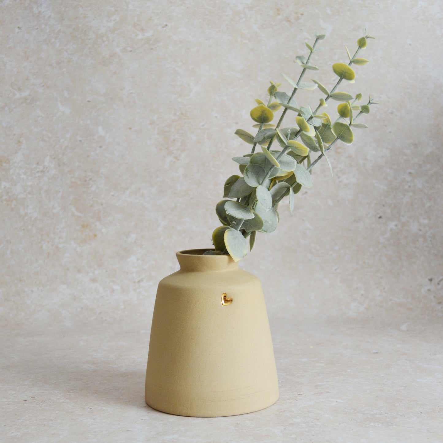 Seconds* Pastel Brown Collard Neck Ceramic Vase With A Gold Embossed Heart | Stoneware Vase | Flower Vase (A54)