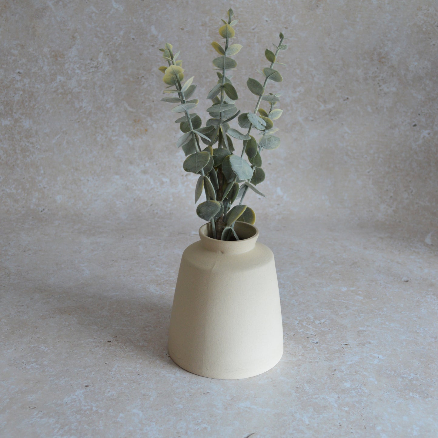 Seconds* Beige Collard Neck Ceramic Vase With A Gold Embossed Heart | Stoneware Vase | Flower Vase (A60)