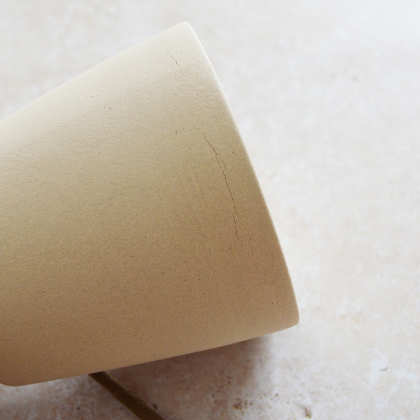 Seconds* Beige Collard Neck Ceramic Vase With A Gold Embossed Heart | Stoneware Vase | Flower Vase (A60)