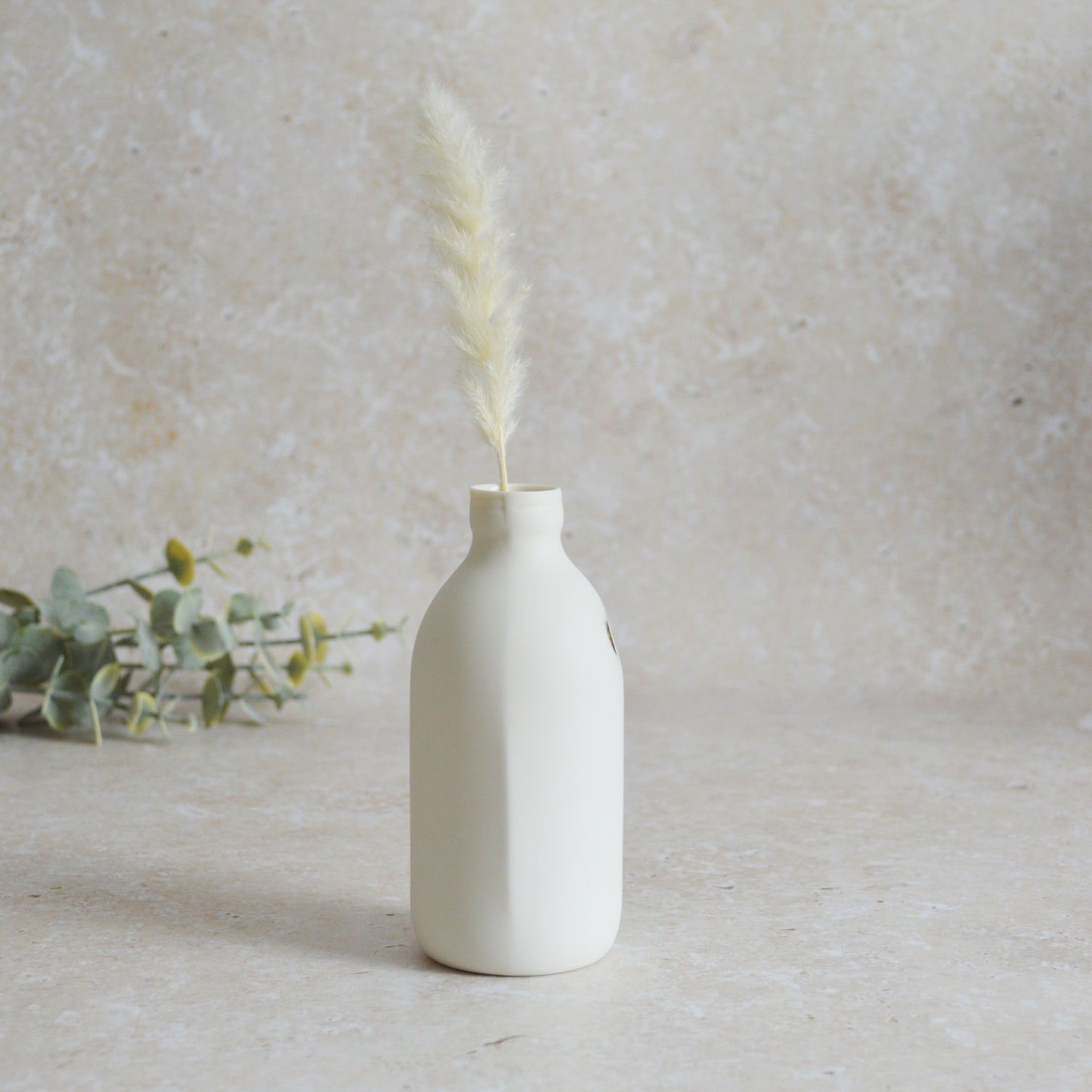 Seconds* Large White Bottle Vase With A Gold Embossed Heart | Flower Vase | Porcelain Vase (A78)