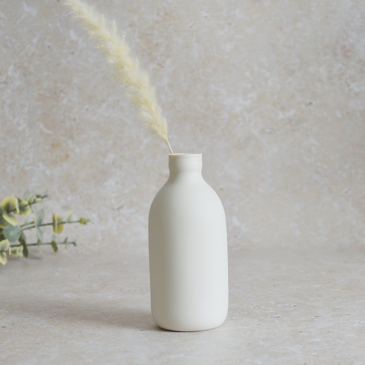 Seconds* Large White Bottle Vase With A Gold Embossed Heart | Flower Vase | Porcelain Vase (A87)