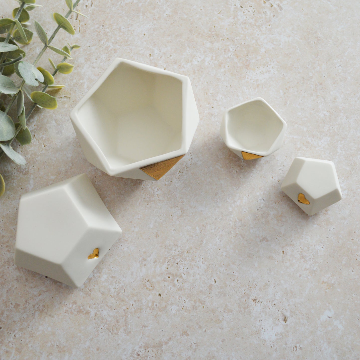 Sample* Seconds* Porcelain Dodecahedron Pot with a Gold Lustre Heart (A99 & A102)