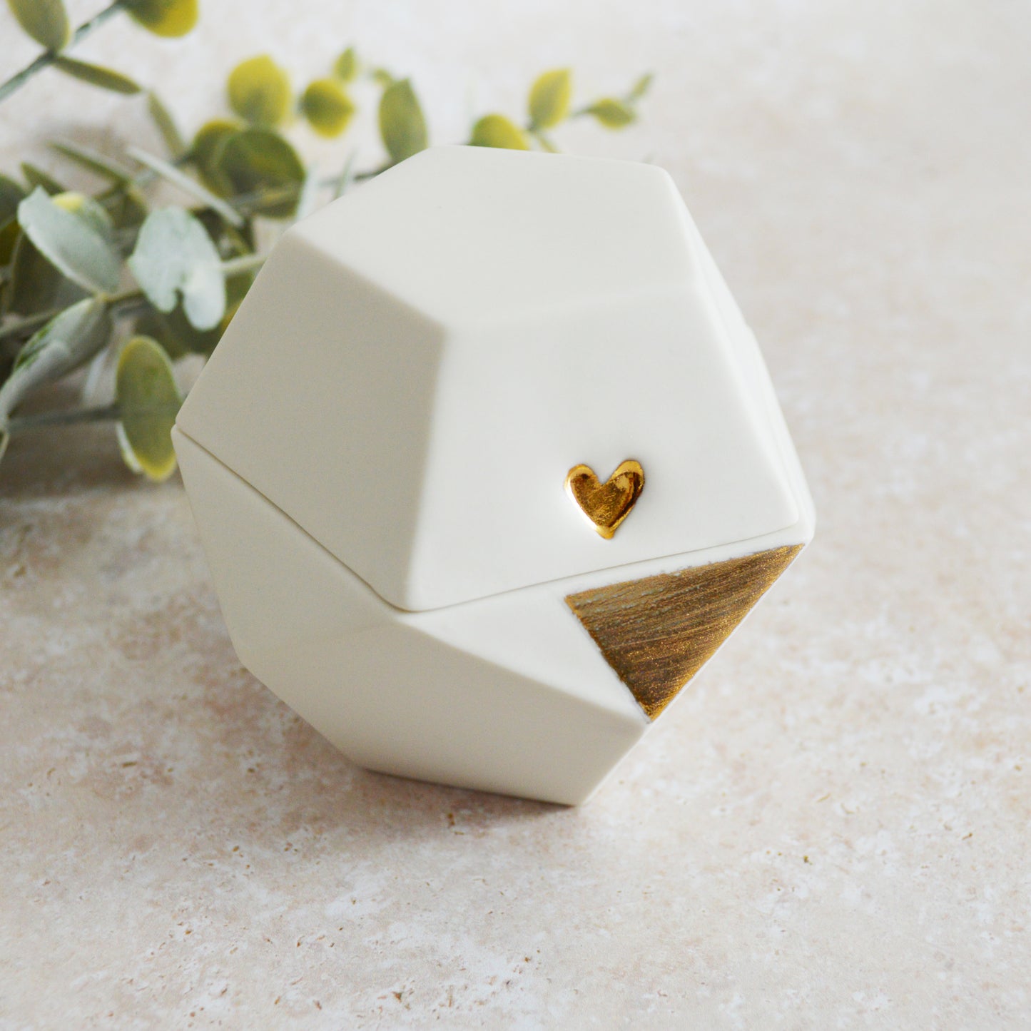 Sample* Seconds* Porcelain Dodecahedron Pot with a Gold Lustre Heart (A99 & A102)