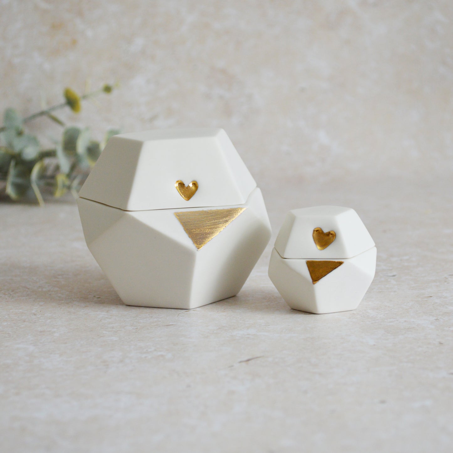 Sample* Seconds* Porcelain Dodecahedron Pot with a Gold Lustre Heart (A99 & A102)