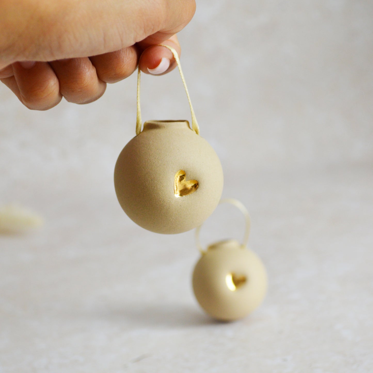 Sample* BROWN Small Pastel Bauble With A Gold Heart | Stoneware | Hanging Christmas Decorations | Christmas Tree Decor (B1)