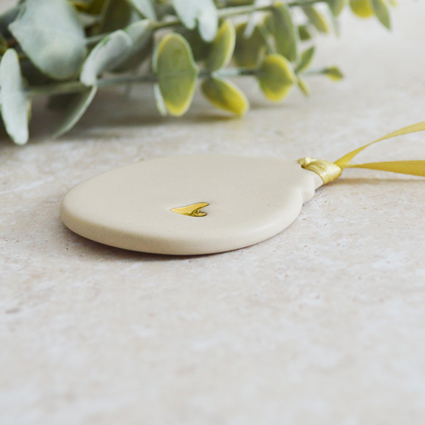 Sample* Flat Bauble Hanging Decoration With A Gold Heart | Soft Cream | Stoneware | Hanging Christmas Decorations | Christmas Tree Decor (B20)