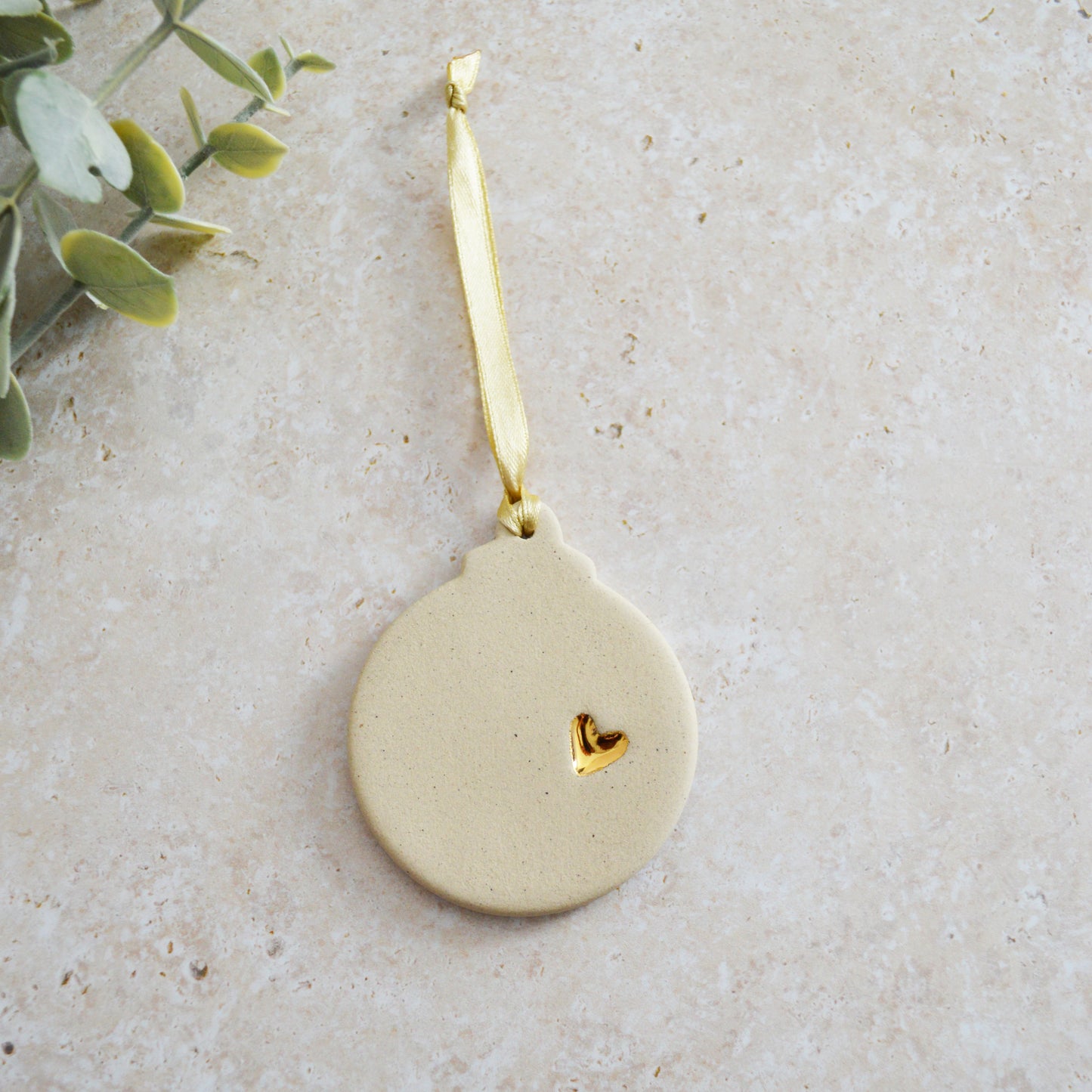Sample* Flat Bauble Hanging Decoration With A Gold Heart | Stoneware | Speckled Beige | Hanging Christmas Decorations | Christmas Tree Decor (B21)