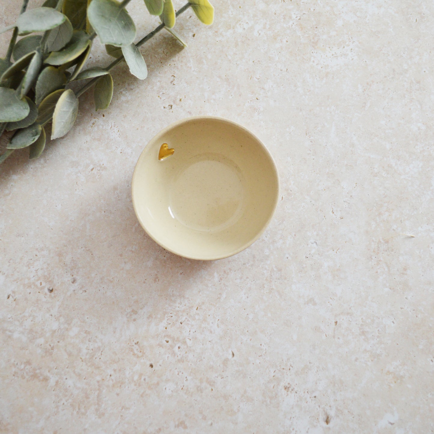 Sample* Small BEIGE Trinket/Ring Dish With A Gold Embossed Heart | Ring Dish | Jewellery | Stoneware (B22)