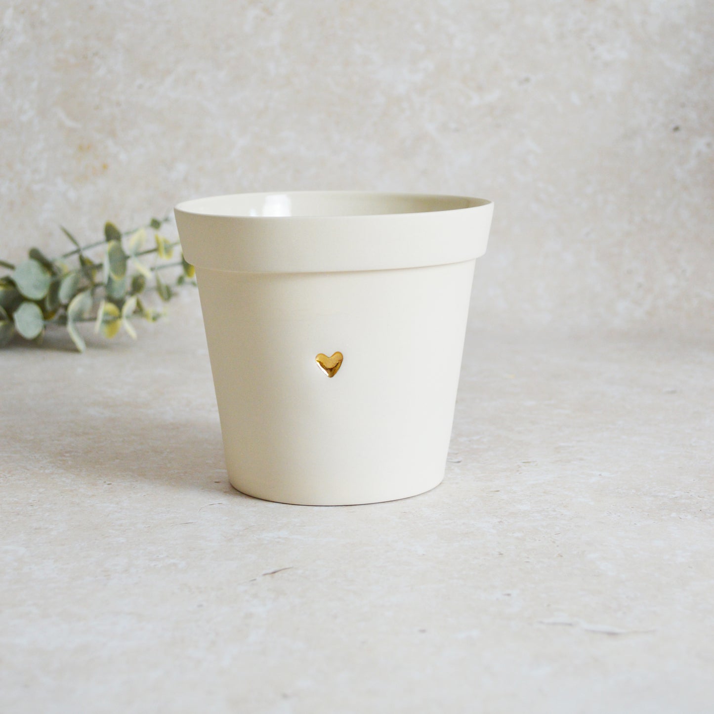 Sample* Seconds* Small Flower Pot With A Gold Heart | Cream Flower Pot | Cream Flower Pot (B45)
