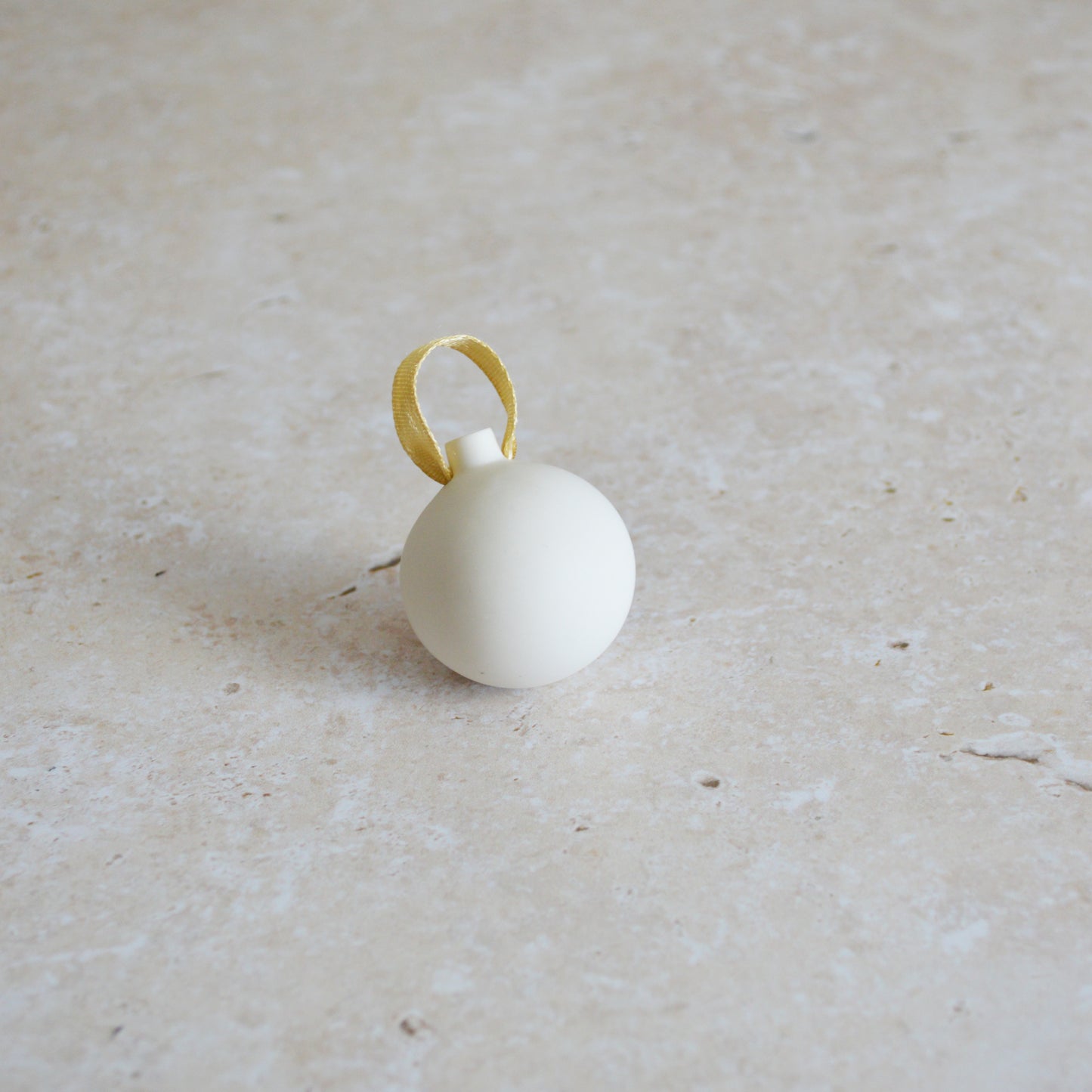 *Sample Mini Porcelain Bauble With A Gold Heart | Porcelain | Hanging Christmas Decorations | Christmas Tree Decor (B74)