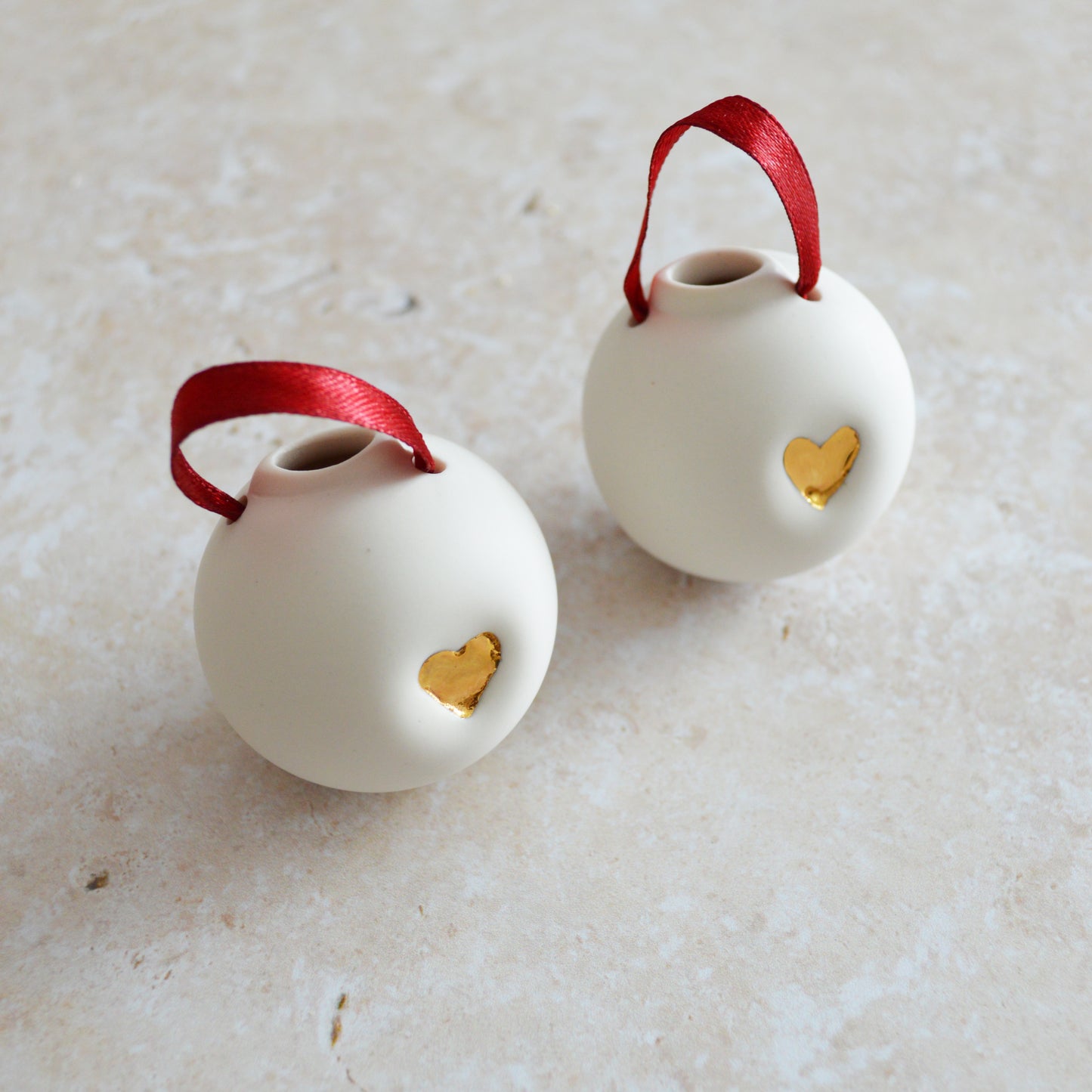 Seconds* Discontinued* A Pair of Porcelain Christmas Bauble With A Gold Embossed Heart | Christmas Decoration | Christmas Tree Decoration (B79)