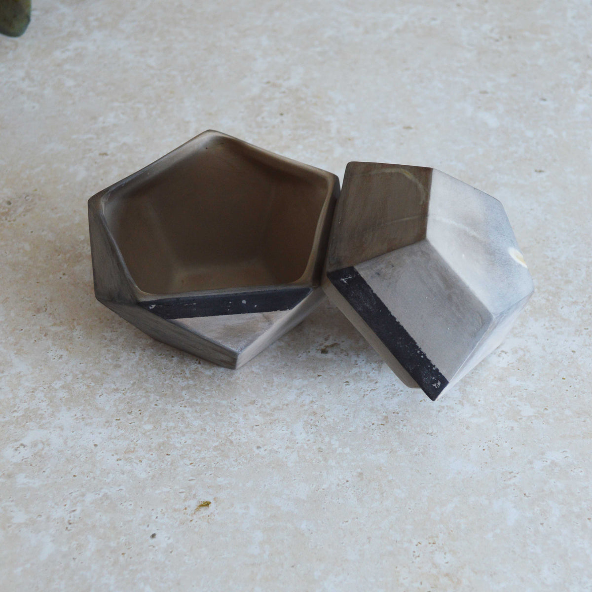 Smoke Fired Dodecahedron | Medium | Smoke Fired | Porcelain