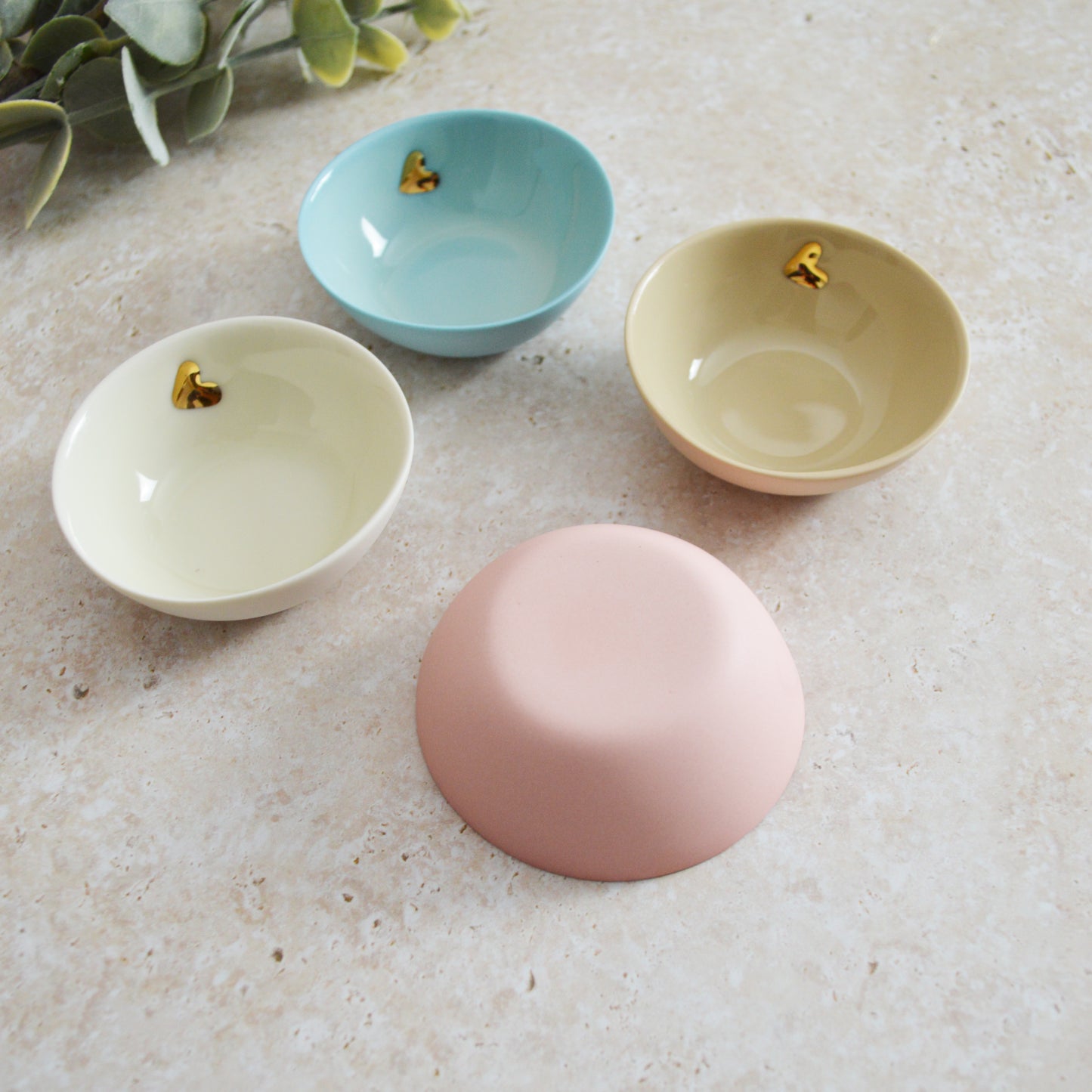 Seconds* Small Trinket/Ring Dish With A Gold Embossed Heart | Ring Dish | Jewellery | Porcelain (A12, A11, B58, B59)