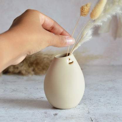 Pastel Beige Bud Vase With An Embossed Gold Heart | Porcelain | Flower Vase | Mother's Day