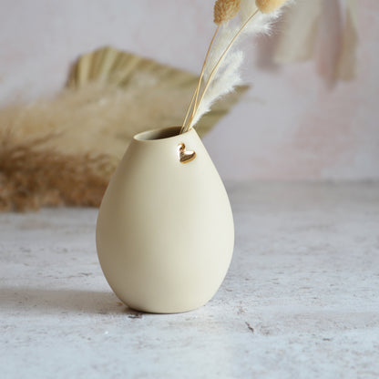 Pastel Beige Bud Vase With An Embossed Gold Heart | Porcelain | Flower Vase | Mother's Day