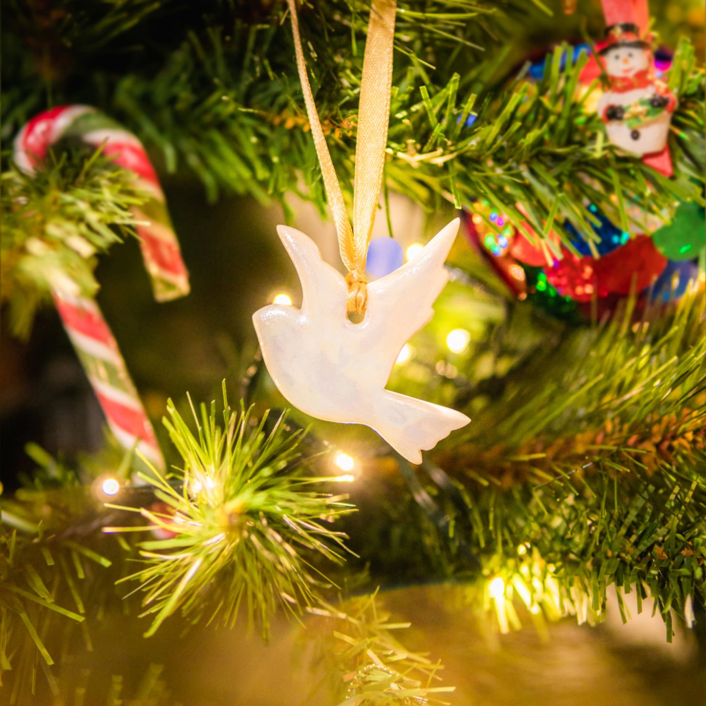 Mini Hanging Dove with A Subtle Pearl Finish | Hanging Decoration | Christmas Decor | Tree Ornament