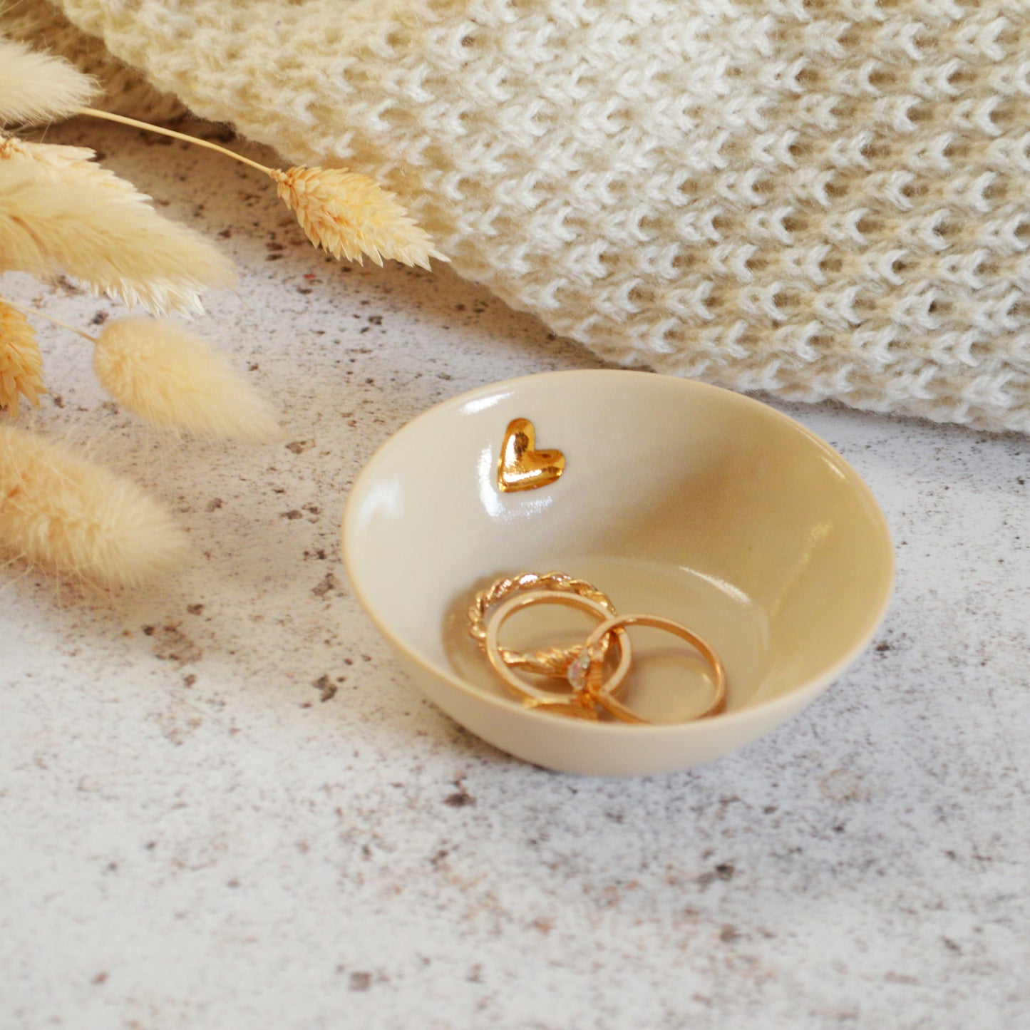 Small Trinket/Ring Dish With A Gold Embossed Heart | Ring Dish | Jewellery | Porcelain