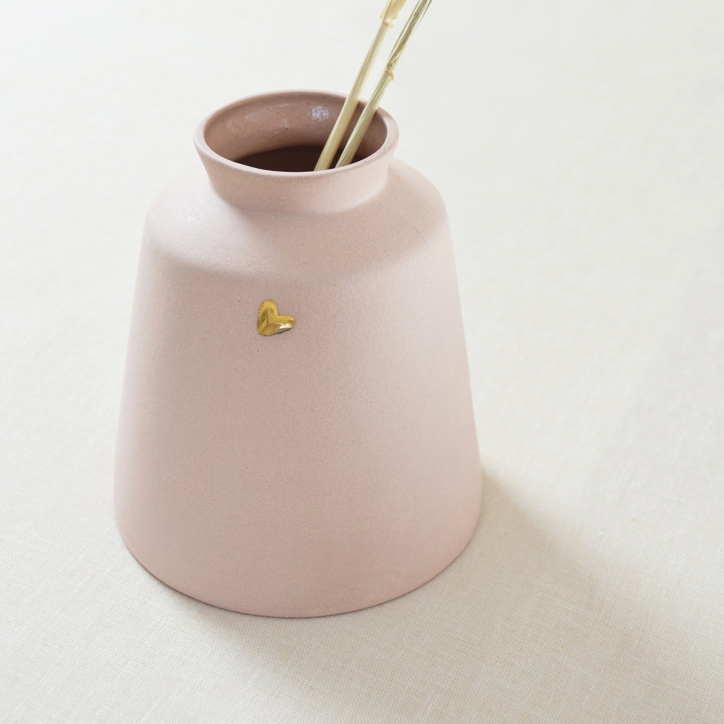 Pastel Pink Collard Neck Ceramic Vase With A Gold Embossed Heart | Stoneware Vase | Flower Vase