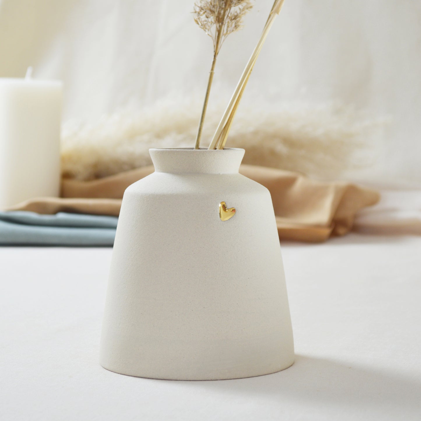Cream Collard Neck Ceramic Vase With A Gold Embossed Heart | Stoneware Vase | Flower Vase