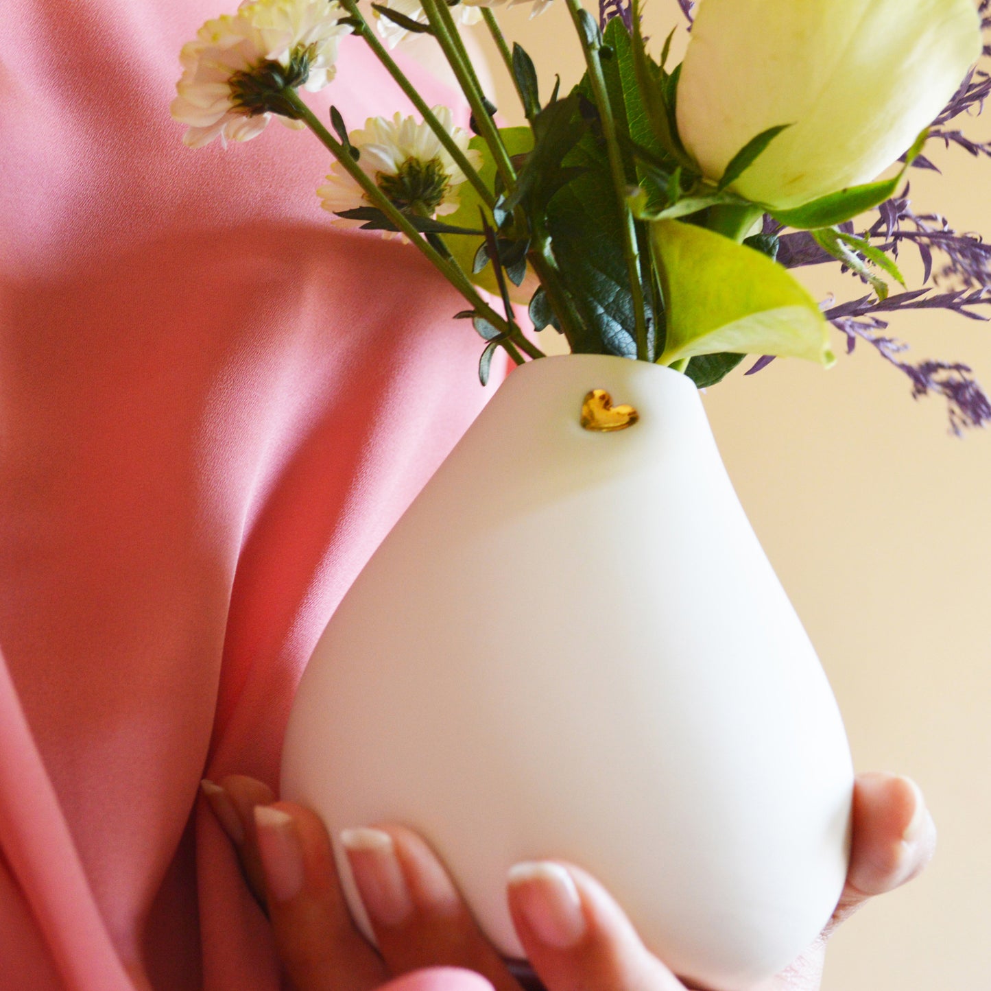 Big Bellied White Bud Vase With A Gold Embossed Heart | Flower Vase | Porcelain Vase